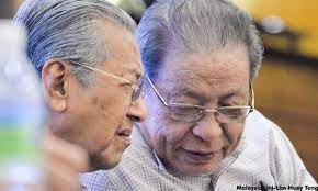 Lim kit siang (born february 20, 1941; Is Mahathir Stooge Of Lim Kit Siang Or Lim Kit Siang æž—å‰ç¥¥ Facebook