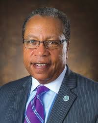 Starr Sherman's Instagram, Twitter & Facebook