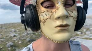 Susan O' Neill & Simon O' Reilly (Masks)