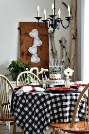 This table setting has it all! How To Set A Fun And Simple Valentine Table An Extraordinary Day