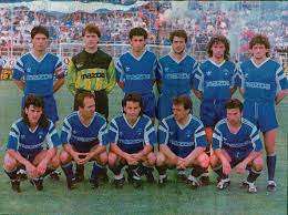 Κύρια στοιχεία διάκρισης των ρυθμών αυτών είναι η ζωφόρος, τα κιονόκρανα και οι κιονοστοιχίες των αρχαίων κτισμάτων. Fanela Vs Fanelas 1992 1996 Ionikos Fc Iwnikos Ao Facebook