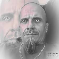 THESE INDIVIDUALS HAVE BEEN IDENTIFIED. THANK YOU FOR YOUR ASSISTANCE.** Do  you know us? If anyone might know who we are, please contact Detective Frank  Botts at the Hamilton Police Department at