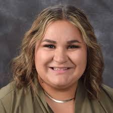 Lorrie Crain's Instagram, Twitter & Facebook