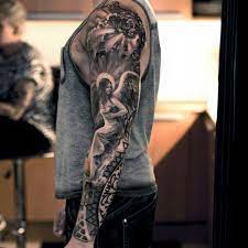 While some tattoos appear good with simple details, this will require intricate ones, specifically in terms of colors and hues. 22 Professional Tattoo Designs For Men Arm Shoulder Blogrope