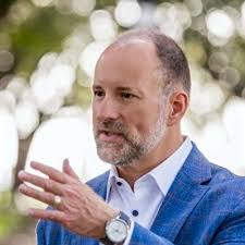 Jeff Lingerfelt's Instagram, Twitter & Facebook