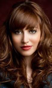 Be sure to cut the hair ends regularly to maintain the glamorous shine of your hair. 18 Medium Golden Brown Hair Color Ideas Brown Hair Colors Golden Brown Hair Color Medium Golden Brown Hair Color