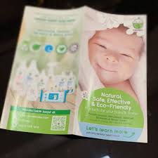 Memilih produk yang sesuai untuk bayi yang baru lahir pastinya merupakan sesuatu yang rumit dan perlu penuh ketelitian. Chomel Chomel Produk Bayi Sesuai Untuk Kulit Eczema Facebook