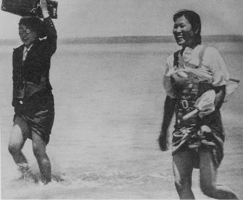 File:Comfort women crossing a river following soldiers.png - Wikimedia Commons