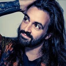 Shayne Alexander's Instagram, Twitter & Facebook