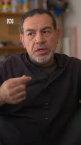 Using mostly driftwood, artist Pete Rush has been crafting incredible  animal sculptures