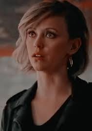 Diana Winchester's Instagram, Twitter & Facebook