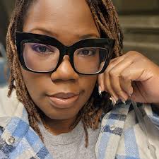 Here's my Aurora Couture de force figurine inspired gown! @show_pwny will  be bringing it to @disneyd23 this weekend!!! #designerdaddy #Disney #aurora  #sleepingbeauty #d23expo #costume #cosplay