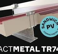 New photovoltaic mounting system for sandwich panel roofs