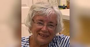 Monica Weis's Instagram, Twitter & Facebook