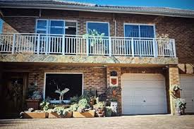 Houses for sale by Bev James