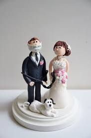 Pin Von Kim Gregory Auf Flowers Hochzeitstorte Brautpaar Hochzeitstorte Figuren Hochzeit Torte Figuren