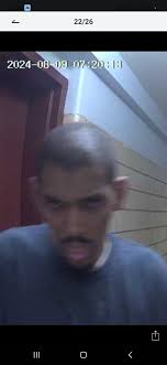 This guy was walking around Emerald Park at 4:30-5:00 am knocking