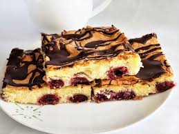 Eierlikor Kirsch Kuchen Vom Blech Von Lea Rgr Chefkoch Kuchen Rezepte Blechkuchen Kuchen Rezepte Kuchen Aus Der Dose