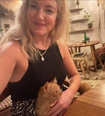 Hello everyone! I am Mariana, a PhD student from the University of  Valencia. I am going to Lisbon from the 1st of September to the 1st of  December of 2025 to do