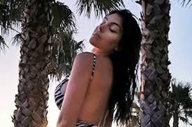 It has a population of just over 13 indeed, georgina is very much involved with all of ronaldo's children and is regularly pictured with all. Daily Star On Twitter Ronaldo S Girlfriend Georgina Rodriguez Serves Up Side Boob In Skimpy Animal Print Dress Https T Co Ciwggcswot