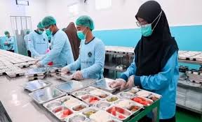 Pemerintah Konsisten Benahi MBG, Tindak Tegas Dapur Tak Sesuai