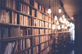 Die Bedeutung der Traumdeutung von Bücherregal – Traumdeutung