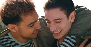 Peter Travers reviews "Lurker"