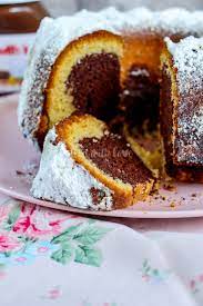 Heute möchte ich euch einen schnellen, saftigen und fluffigen kuchen zeigen. Nutella Marmorkuchen
