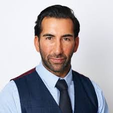 Simon Morris's Instagram, Twitter & Facebook