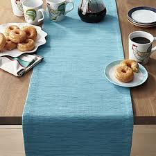 Table Runners Make Any Table Flawless Anlamli Net In 2020 Blue Table Runner Blue Table Orange Table