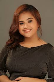 KC Del Rosario, Soprano (@kristaclarise) • Facebook