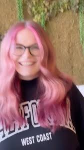 ok, we get it abby, the pink hair is HOT!!, -, stay tuned we’ll get back to  your regular scheduled programming