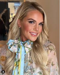 Lindsey buckingham was born on october 3, 1949 in palo alto, california, usa as lindsey adams buckingham. Kristin Cavallari And Jay Cutler Are Just Friends After Fans Thought They Got Back Together After Cryptic Quote