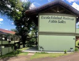 Escola oferece vagas para aulas em tempo integral em Varginha