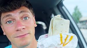 Is the NEW McDonald's Spicy Snack Wrap Worth the Money?