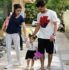 Pin By Sameeksha Shaji On Kunal Khemu Dress For Girl Child Soha Ali Khan Going Out