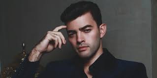 Edgar Rivera gana premio especial en Manhunt International Male Supermodel 