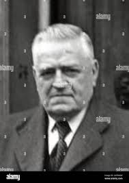 Dr lange hi-res stock photography and images