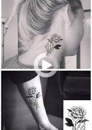 Skeleton Hand Holding Rose Skeleton Hand Tattoo Rose Tattoo Skeleton Hands Tatouage Squelette Main Squelette Tatouage De Rose