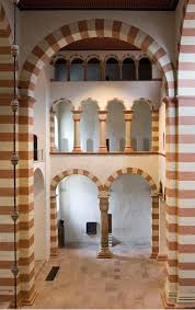 St mary's cathedral and st michael's church at hildesheim. Stendhal Syndrom Schlusselwerke Mittelalterlicher Baukunst 1 St Michael In Hildesheim