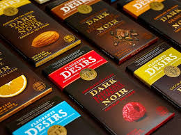 Chocolat Flagrants Desirs Snacks Desserts Package Inspiration In 2020 Packaging Design Inspiration Brand Packaging Packaging Design