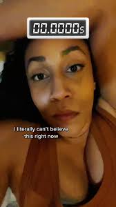 I didn’t realize my bra was showing lmao but I did it! #blinkchallenge  #10secondchallenge #10schallenge #fyp