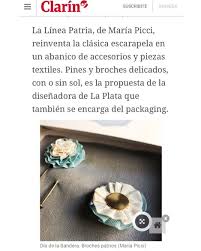 Clarin Arquitectura Y Diseno Gracias Vivianurfeig Link Https Www Clarin Com Arq Diseno Quiero Bandera Pines Escarapela In 2020 Decor Home Decor Floating Shelves