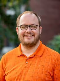 Matt Claxton's Instagram, Twitter & Facebook