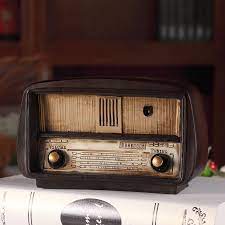 European Antique Vintage Car Radio In 2020 Retro Radios Vintage Radio Antique Radio