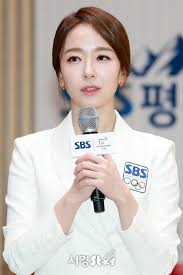 박선영 아나운서의 퇴사소식이 알려진 것은 지난해 12월 말. ë°•ì„ ì˜ ì•„ë‚˜ìš´ì„œ ë§ë„ ì¡°ê³¤ì¡°ê³¤ ì˜ˆì˜ê²Œ
