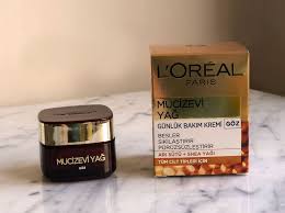 Deniyoruz L Oreal Paris Mucizevi Yag Besleyici Goz Bakim Kremi Makyaj Com