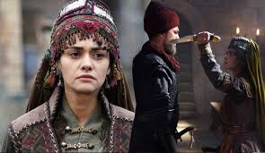 Akasya durağı, selena, diriliş ertuğrul dizilerinde rol alan oyuncu öykü çelik, ekranlara dönüyor. Dirilis Ertugrul Setinde Herkesi Korkutan Kaza Hemen Hastaneye Kaldirildi Medya Haberleri