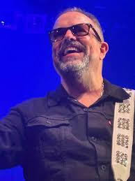 Thanks to Pamela Gisler, for posting the Live Audio Feeds of The Mavericks'  Concerts. Here are a couple of screenshots