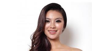 Yu Wenxia's Instagram, Twitter & Facebook